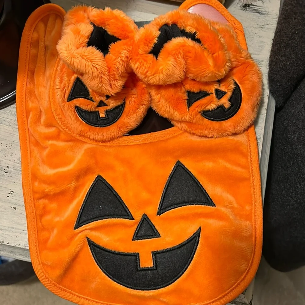 BIB AND BOOTIES Pumpkin Jack o Lantern.